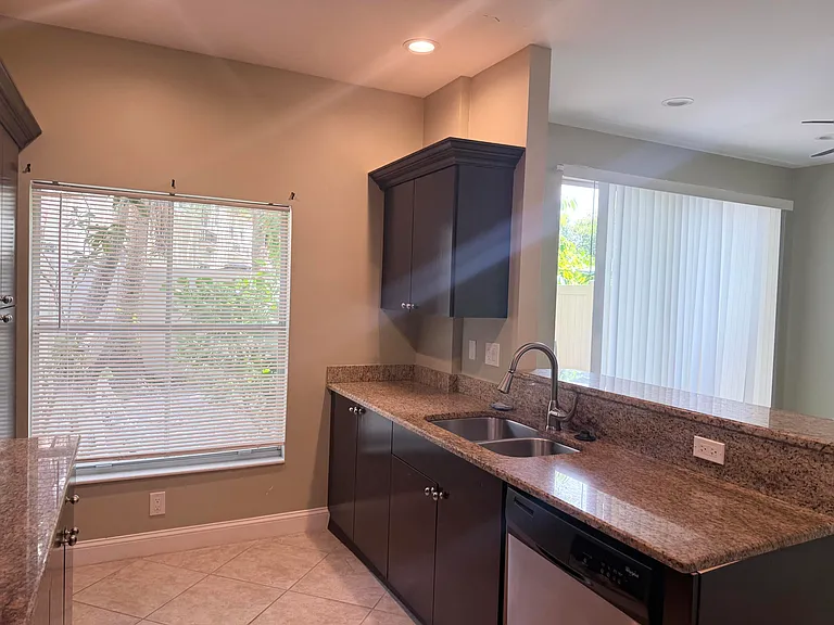 182 Lake Monterey Cir — Photo 5