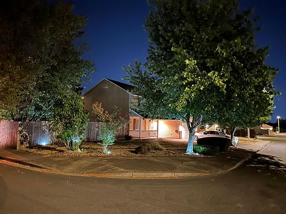2nd image of 1115 NE 161st Ave