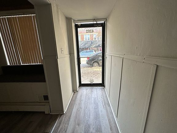 5th image of 4200 Eight N Milwaukee Avenue 4948 Shr #4202/4204