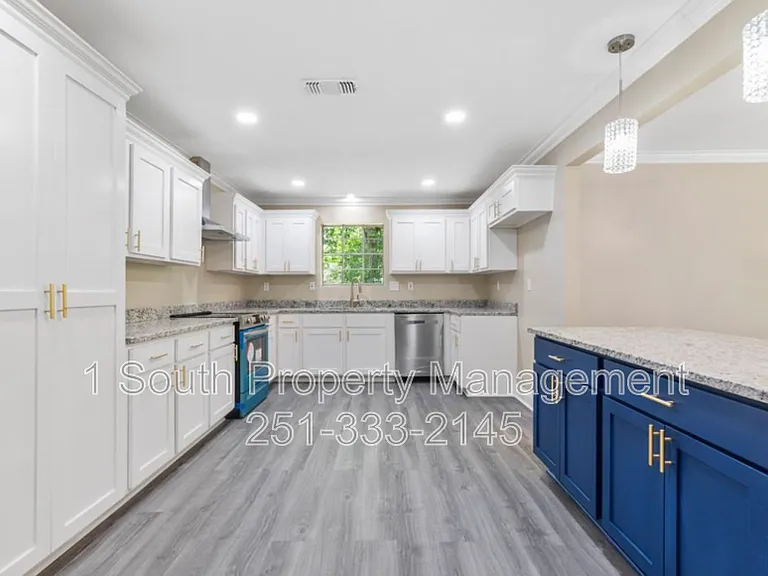 4316 David St — Photo 4
