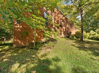 17820 Dow Knob Rd, Borden, IN 47106
