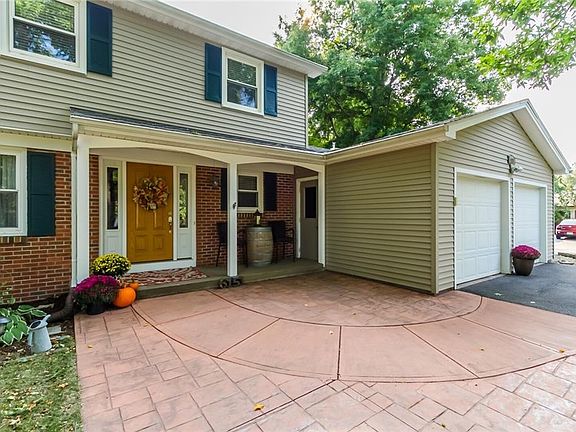 4th image of 6151 Hunters Dr
