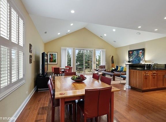 5th image of 2132 Madison Cir #F