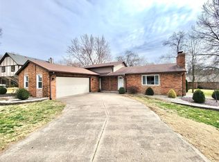 279 Andes Dr, Glen Carbon, IL