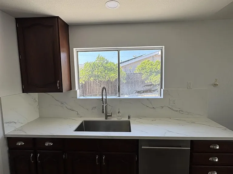 3527 Acworth Ave — Photo 9