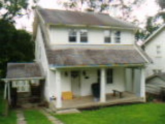 2nd image of 1527 Farnsworth Dr