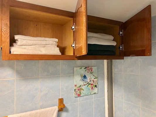 Rented by Matthew Gros-Werter, LREB  | media 44