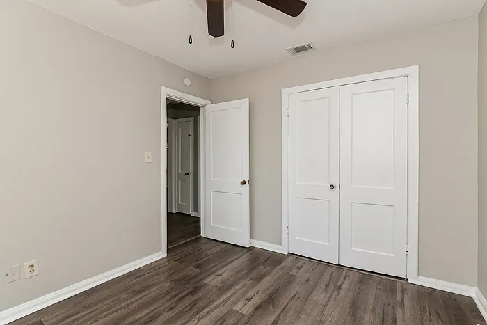 402 Ariana Ave — Photo 12