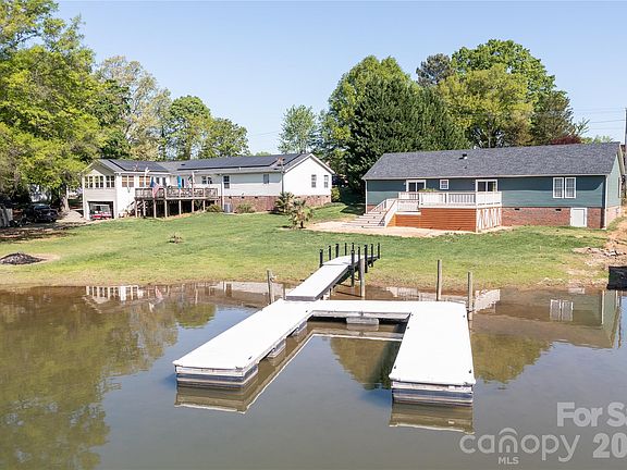 5th image of 7858 Blackwood Rd