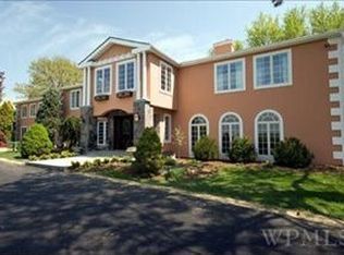 15 Wampus Lake Dr, Armonk, NY 10504