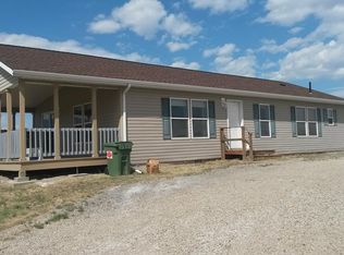 7 Poplar Rd, Cody, WY 82414