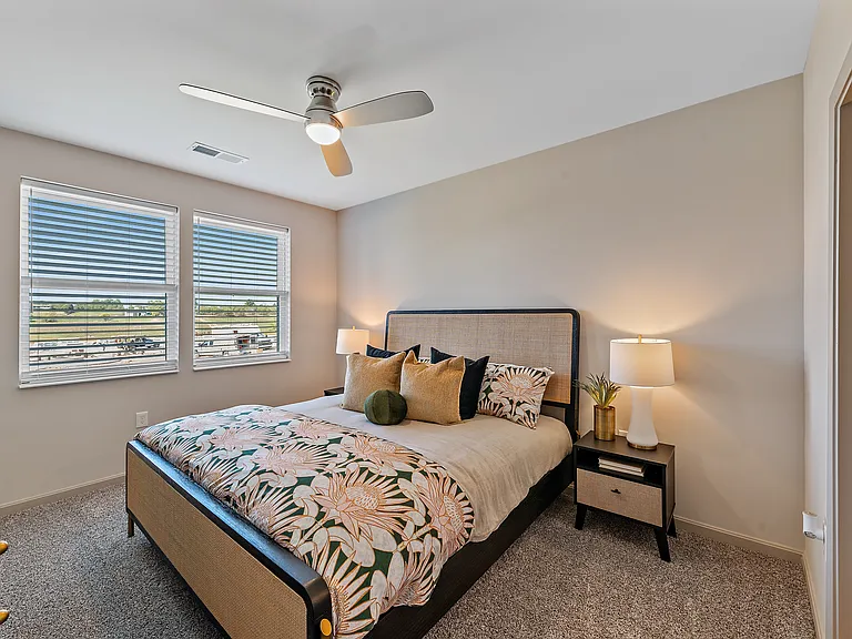 19Nineteen Promenade — Photo 177