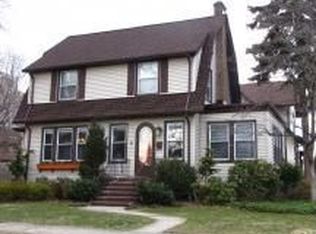 2 Hathaway Pl, Glen Ridge, NJ 07028