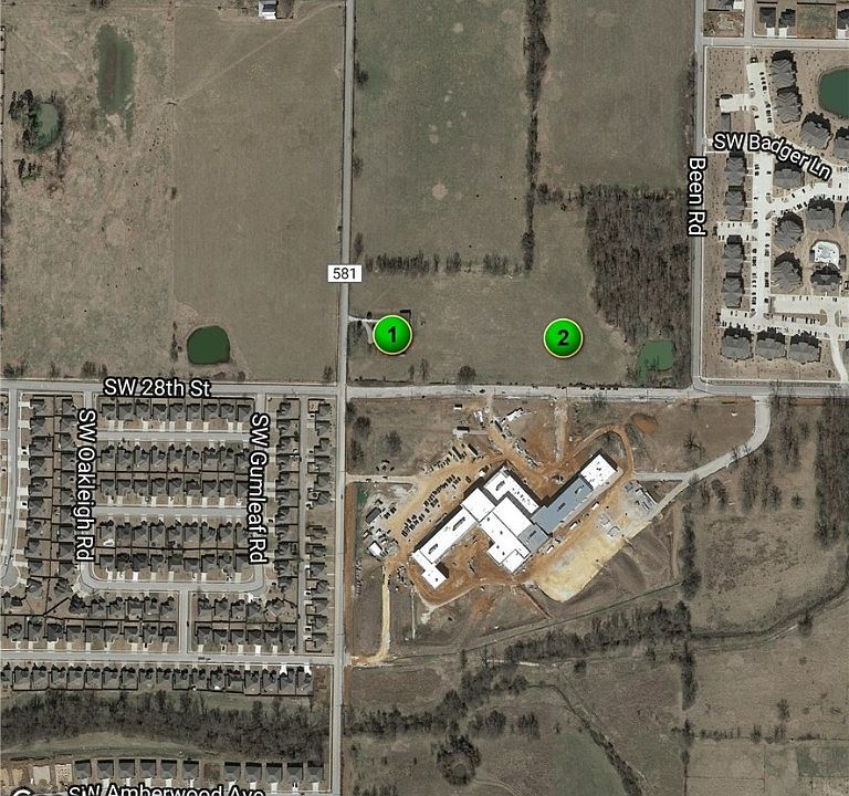 2nd image of 2801 SW Featherston Rd