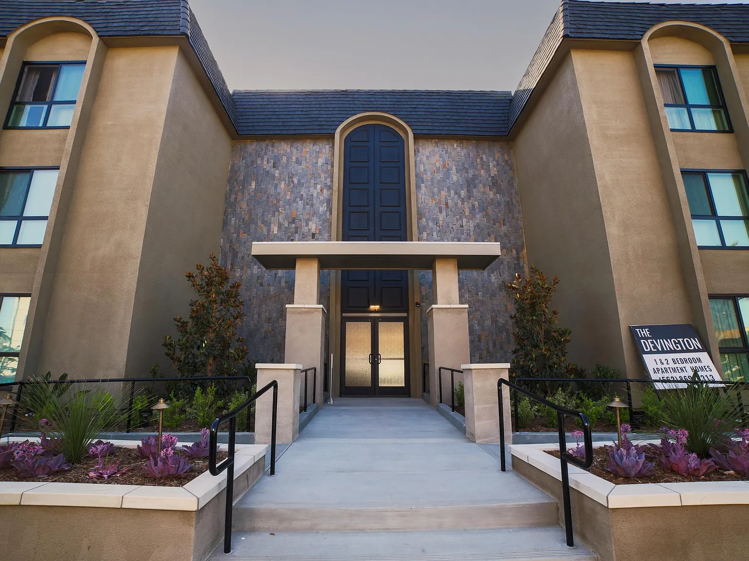 Devington Apartments — Photo 1