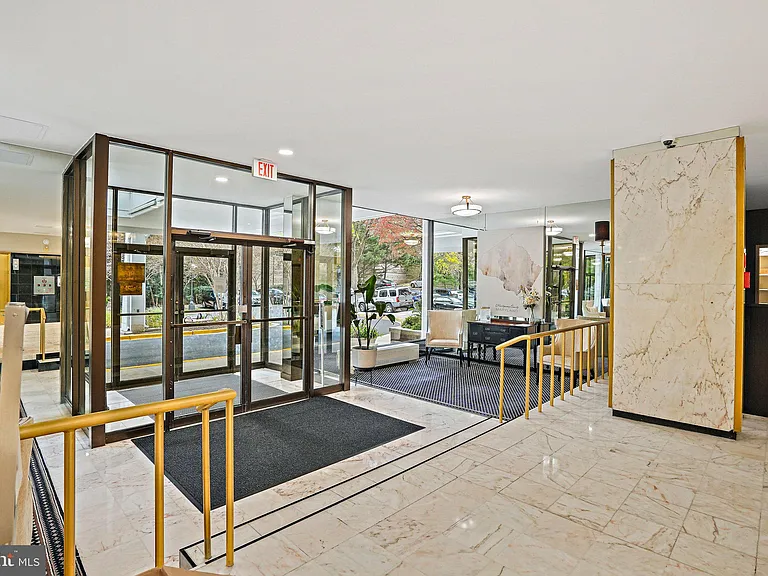 11801 Rockville Pike #209 — Photo 36