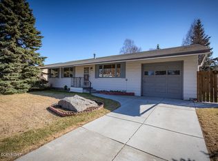 2137 Wayne St, Anchorage, AK 99504