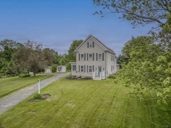 54 Central St, Newbury, MA 01922