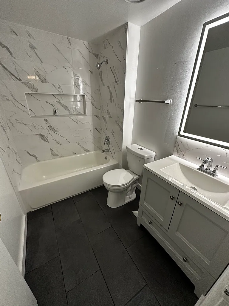 1 bed, 940 sqft, $1,650 — Photo 3