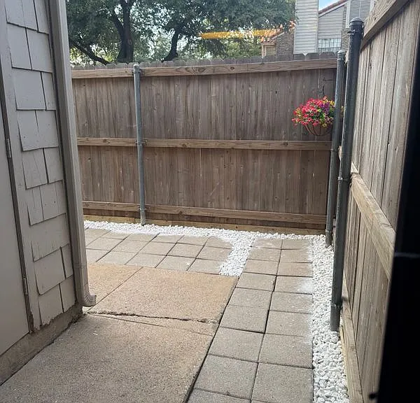883 Dublin Dr #1 — Photo 27