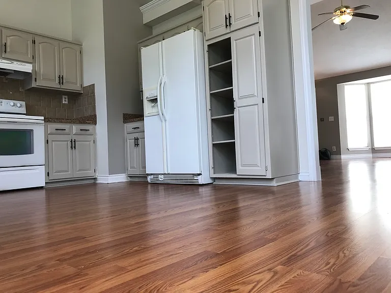 14710 Hardy St — Photo 18
