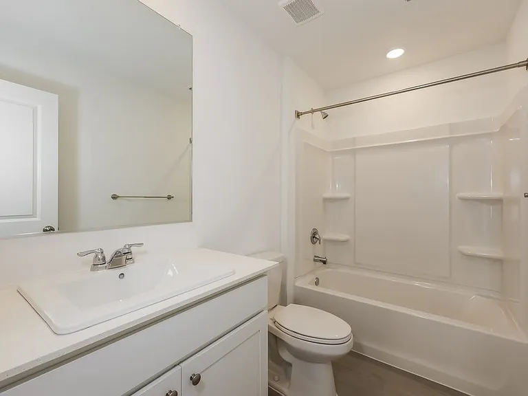 1715 Crossbill St — Photo 15