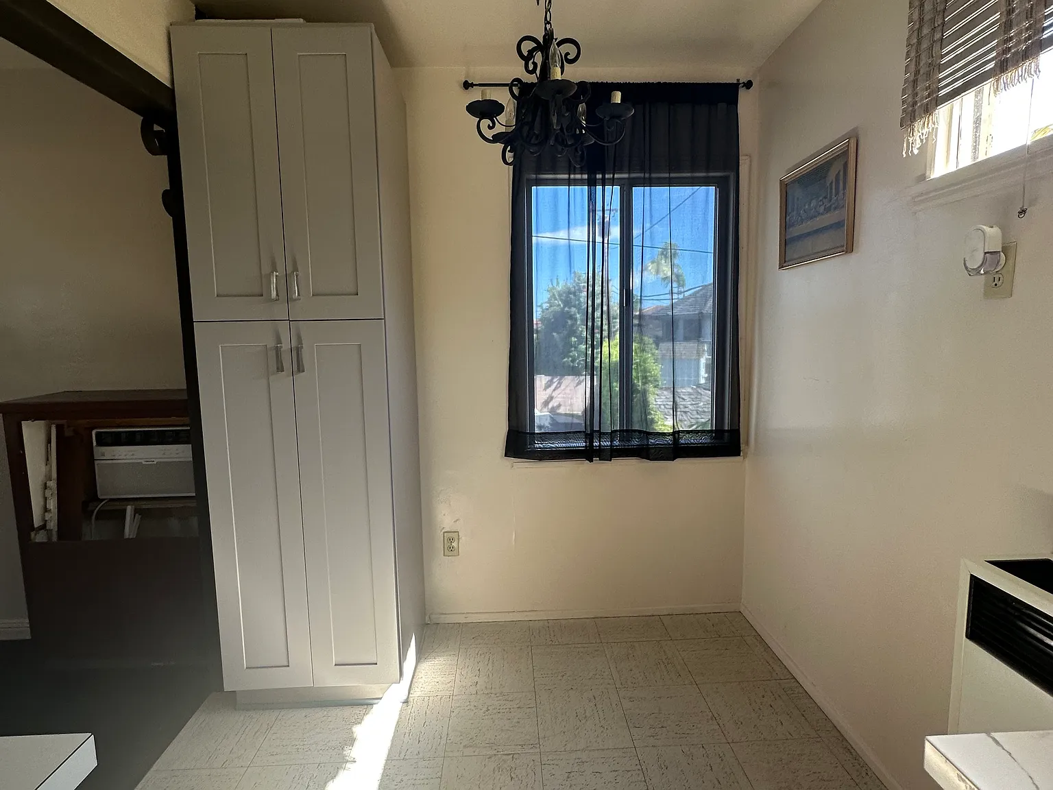 Studio, 782 sqft, $1,900 — Photo 4