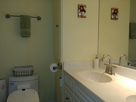 4th image of 1409 E Jane Ave