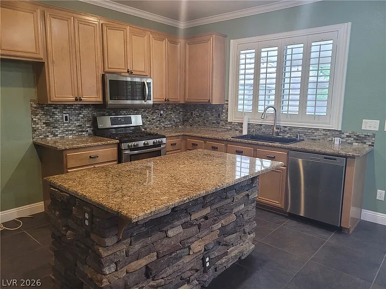 11078 Village Crest Ln — Photo 10