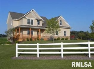 1099 E 13th Ave, Andalusia, IL 61232