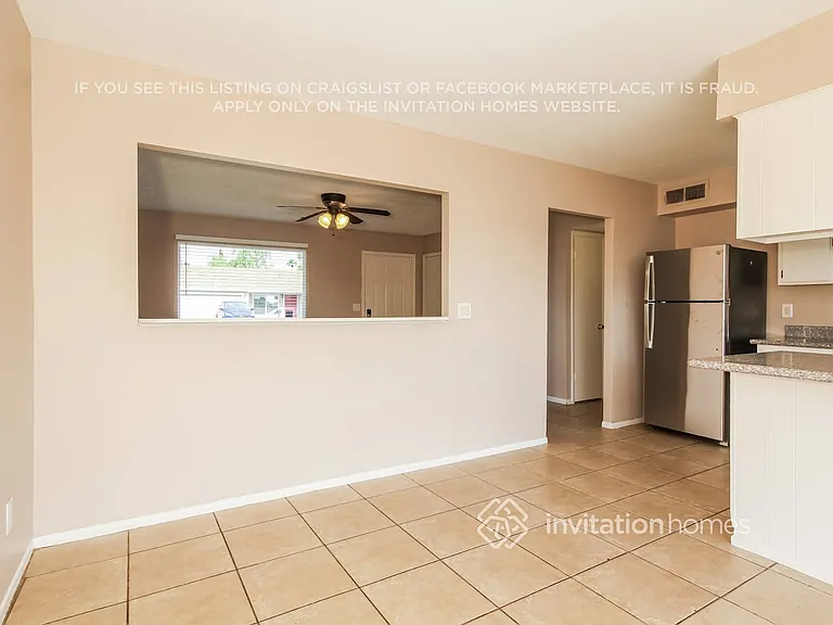 11605 N 58th Ave — Photo 6