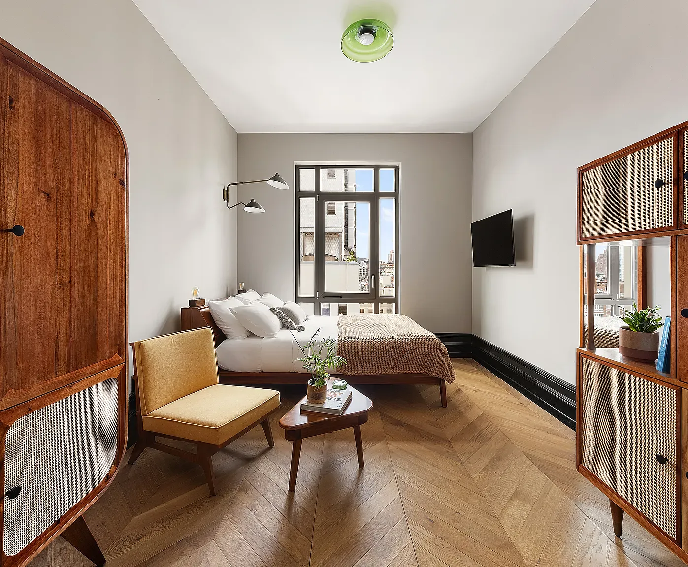 185 Chrystie Street — Photo 1