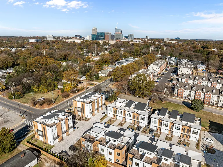 610 Walnut Heights Dr #3 — Photo 37
