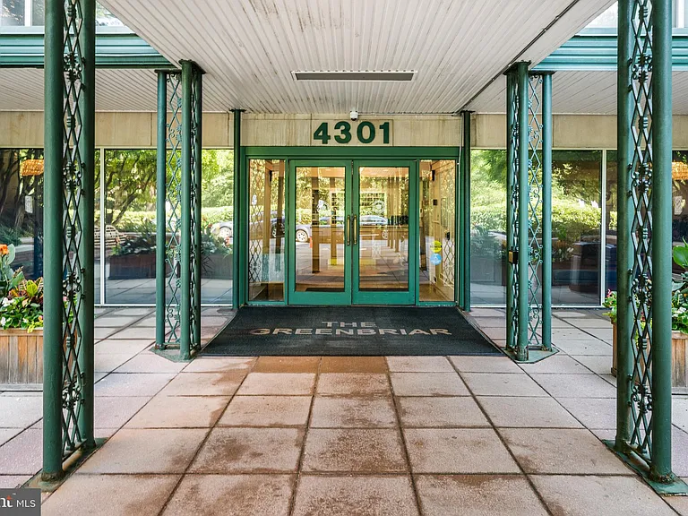 4301 Massachusetts Ave NW #4012 — Photo 31