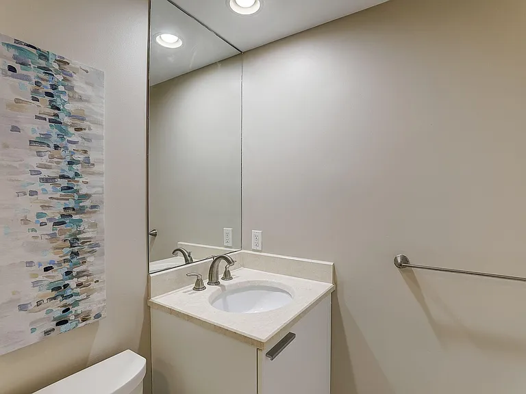 2650 Lake Shore Dr #804 — Photo 35