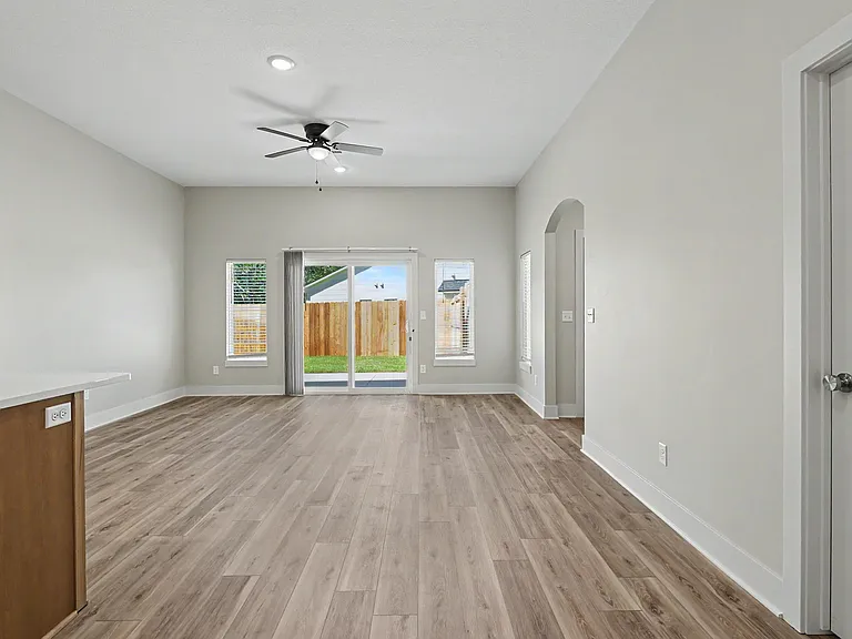 1223 SE 10th Street Ter — Photo 15