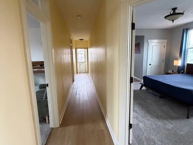 1538 S. 400 E. — Photo 16
