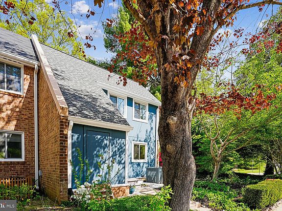 4th image of 11110 Forest Edge Dr