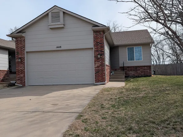 1448 N Glancey St, Andover, KS 67002
