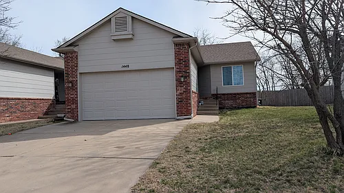 1448 N Glancey St Photo 1