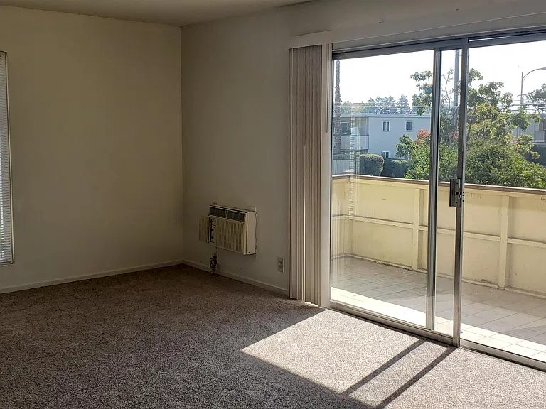 10243 Beardon Dr #3 — Photo 7