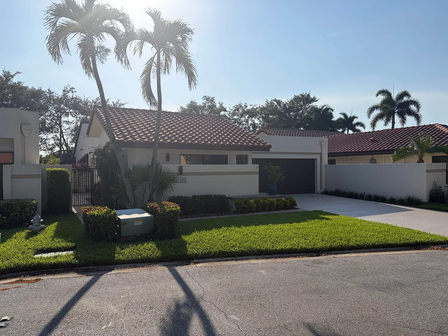 3 bed, 2.0 bath, 1917 sqft, $4,450 — Photo 3