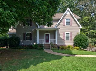 1706 Mountain Bay Dr, Hixson, TN 37343