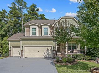 16 Spring Pond Ln, Spring Lake, NC 28390