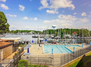 798 Fairview Ave APT E, Annapolis, MD 21403
