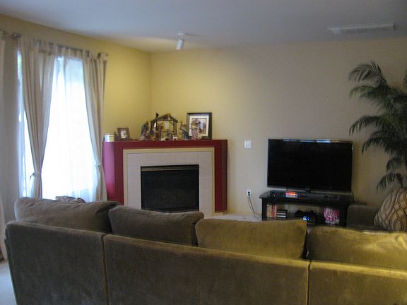 3rd image of 12517 58th Dr SE