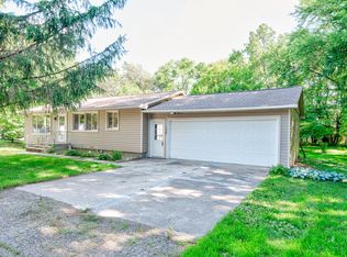 106 Avenue D W, Lake Park, IA 51347