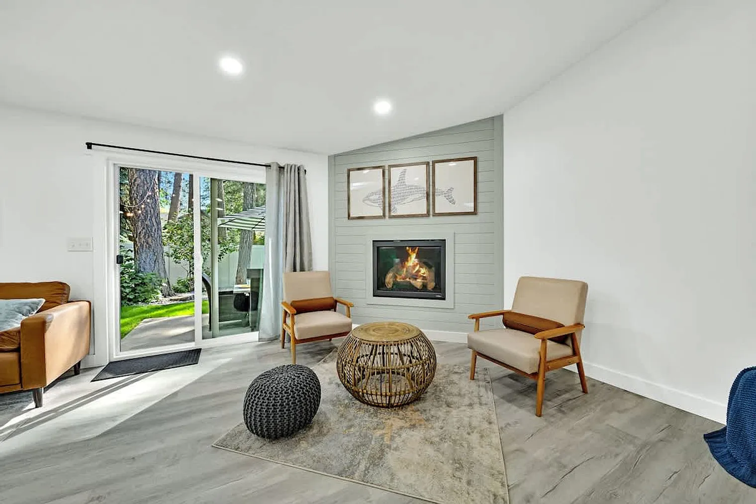5 bed, 2.0 bath, 2992 sqft, $7,446 — Photo 3