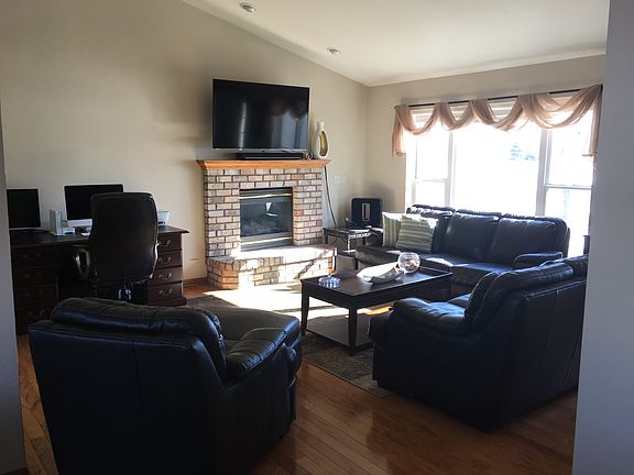2nd image of 328 Ann Dr