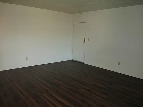 4605 Chippewa St #9 — Photo 6